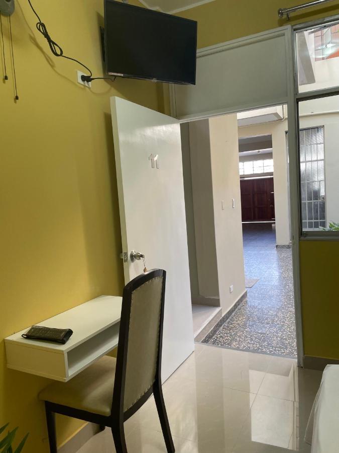 Hotel Calmelia Piura Exterior photo
